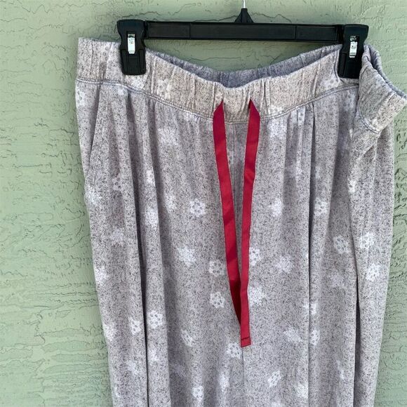 Sleep by Cacique Women's Plus Jogger Pants Gray Floral Size 22/24 - Picture 2 of 10